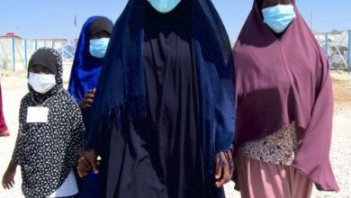 صورة بريطانية تناشد لإخراجها من مخيم بسوريا