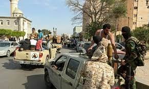صورة ميليشيات ليبية تسيطر على مقار حكومية في طرابلس