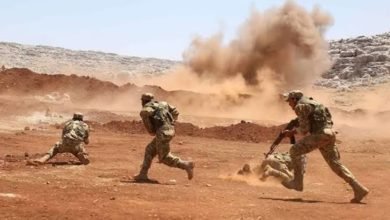 صورة مقتل 3 من عناصر النظام السوري في تفجير داعشي بدير الزور.